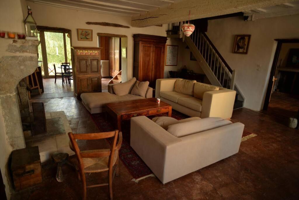 Flee  Belle Maison En Bourgogne - Auxois - Morvan מראה חיצוני תמונה