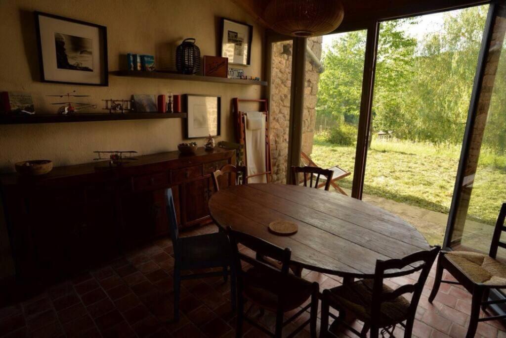 Flee  Belle Maison En Bourgogne - Auxois - Morvan מראה חיצוני תמונה