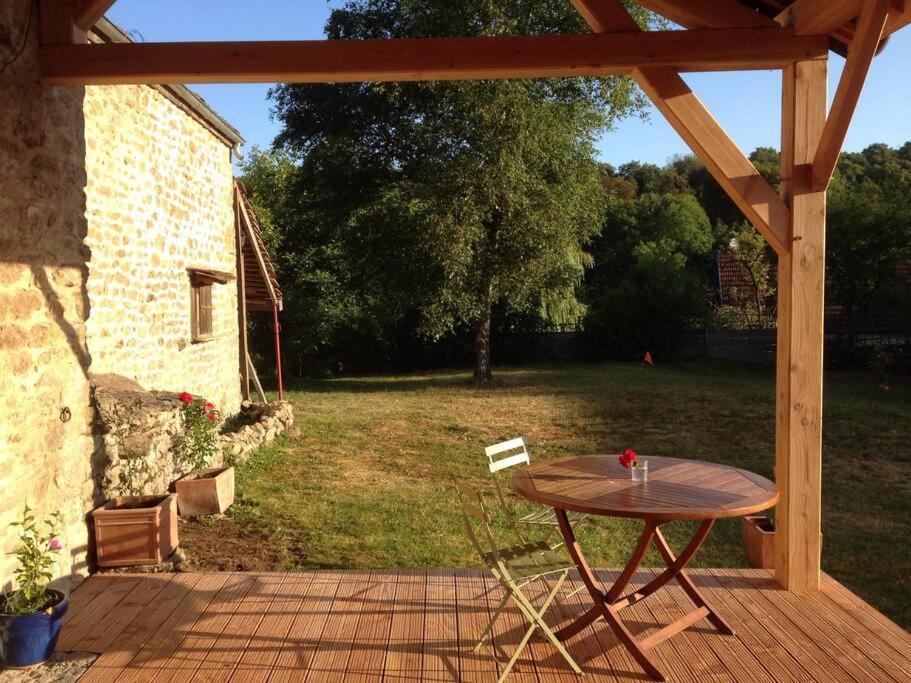 Flee  Belle Maison En Bourgogne - Auxois - Morvan מראה חיצוני תמונה