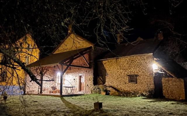 Flee  Belle Maison En Bourgogne - Auxois - Morvan מראה חיצוני תמונה